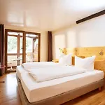 Daslenz Hotel
