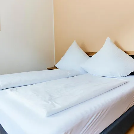 Hotel Weinhaus Lenz *