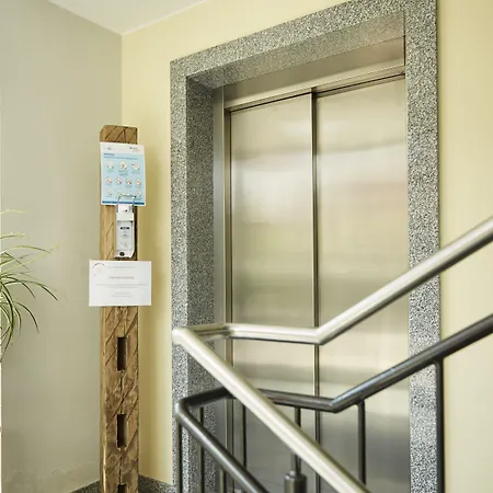 Daslenz Hotel *
